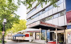 Enjoy Hotel am Studio